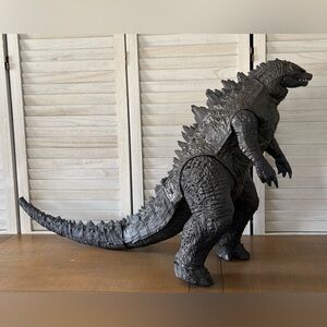 Godzilla Figure - 2014 Warner Bros Toho Jakks Pacific Giant Godzilla 24"